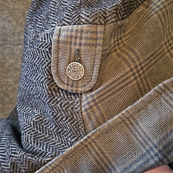 Tricot Chic Italy Gorgeous Jacket - Picture 14 of 16